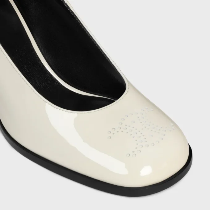 Ballerines CELINE Lily Triomphe perforées en cuir de veau verni Ballerines CELINE Lily Triomphe perforées en cuir de veau verni