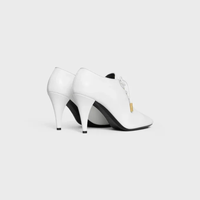 Ballerines à talons et lacets Oxford souples en cuir de veau – Tannage végétal Ballerines à talons et lacets Oxford souples en cuir de veau – Tannage végétal