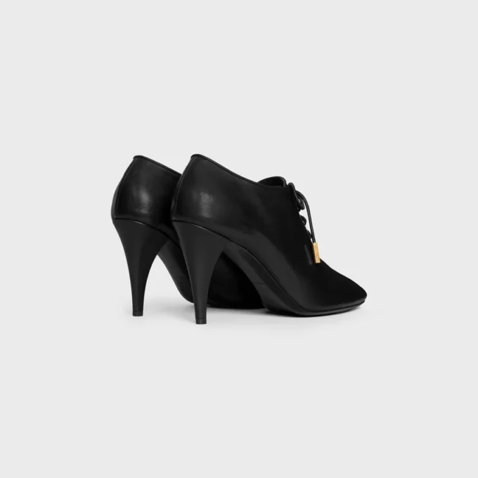Ballerines à talons et lacets Oxford souples en cuir de veau – Tannage végétal Ballerines à talons et lacets Oxford souples en cuir de veau – Tannage végétal