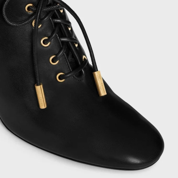 Ballerines à talons et lacets Oxford souples en cuir de veau – Tannage végétal Ballerines à talons et lacets Oxford souples en cuir de veau – Tannage végétal