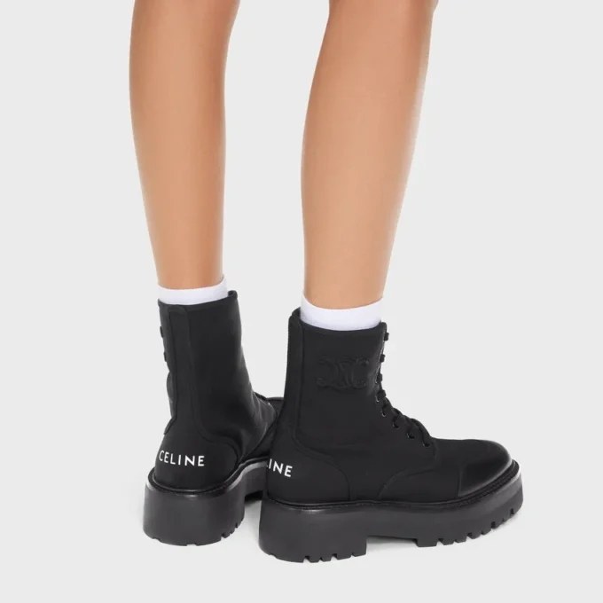 Bottes à lacets CELINE en nylon et cuir de taureau brillant Bottes à lacets CELINE en nylon et cuir de taureau brillant