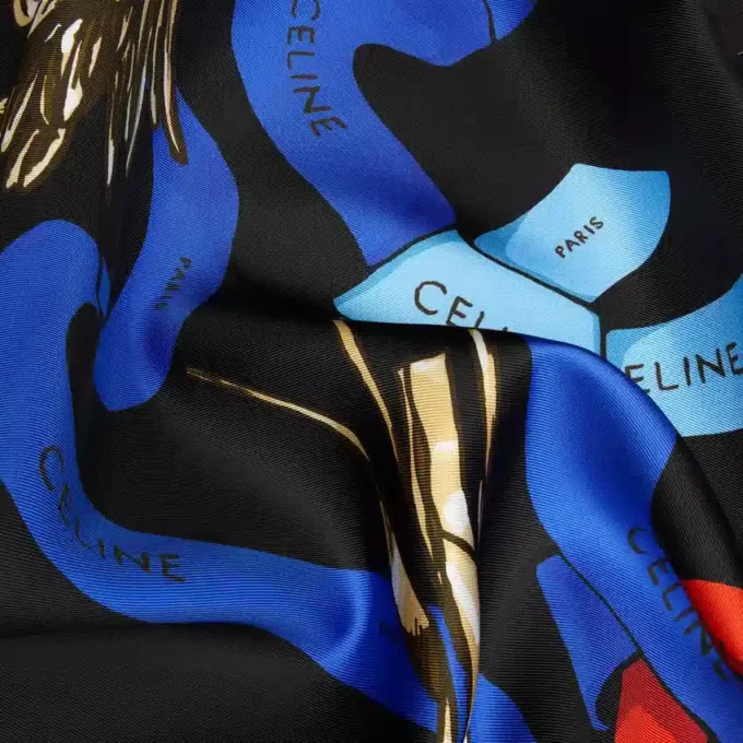 Carré en twill de soie