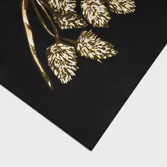 Carré en twill de soie