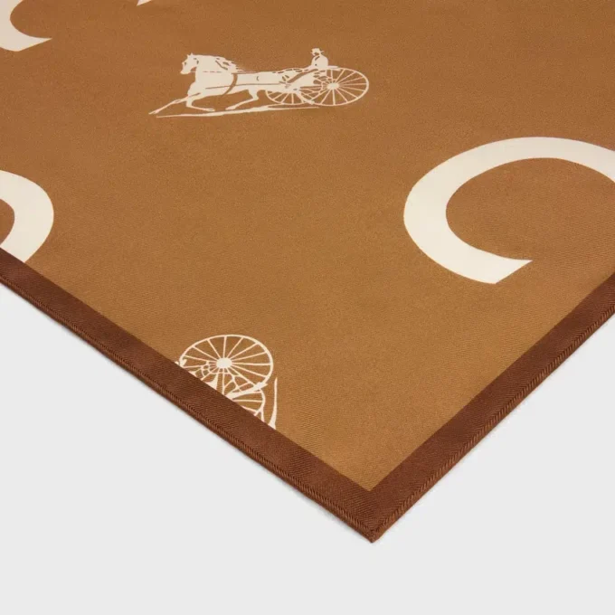 Carré en twill de soie