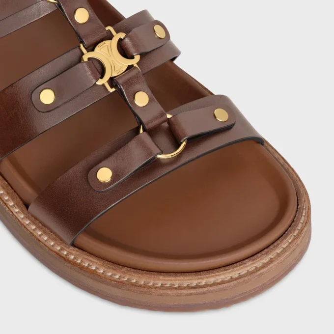 CELINE – Mules Tippi en cuir de veau – Tannage végétal