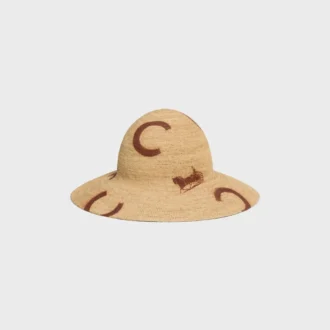 Chapeau en raphia