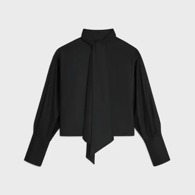 Chemise courte à col lavallière en twill de soie