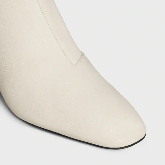 Cheri – Bottines zippées en cuir d’agneau extensible Cheri – Bottines zippées en cuir d’agneau extensible