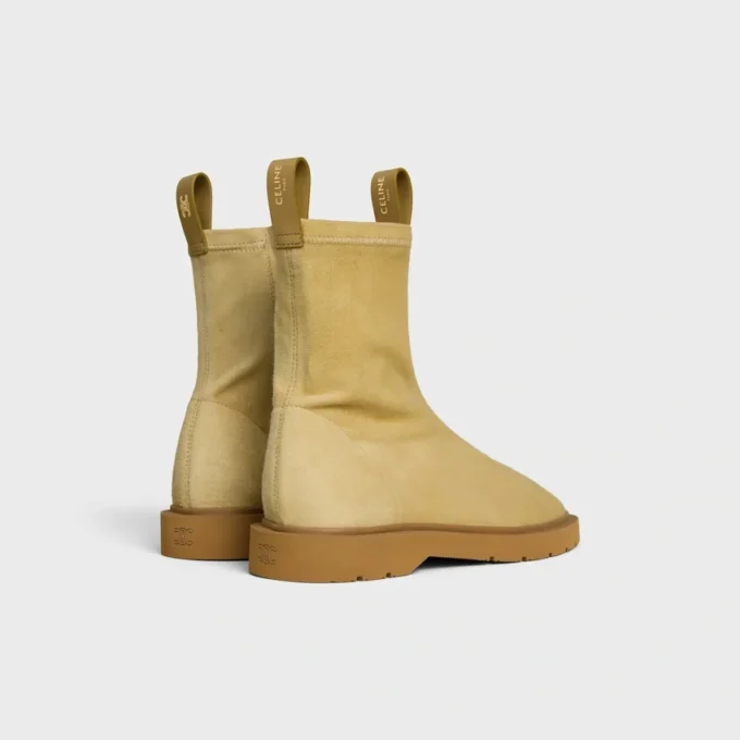 Bottes à fermeture éclair Flow en cuir d’agneau suédé extensible Bottes à fermeture éclair Flow en cuir d’agneau suédé extensible