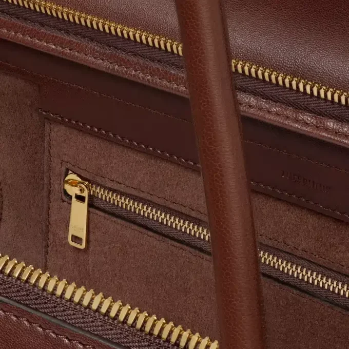 Grand Luggage en cuir d’agneau souple et brillant Grand Luggage en cuir d’agneau souple et brillant