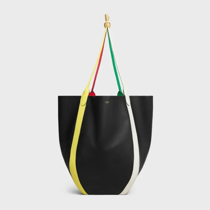 Grand sac seau en cuir de veau lisse Grand sac seau en cuir de veau lisse