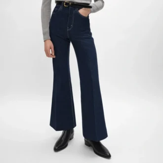 Jean évasé 003 en denim indigo léger