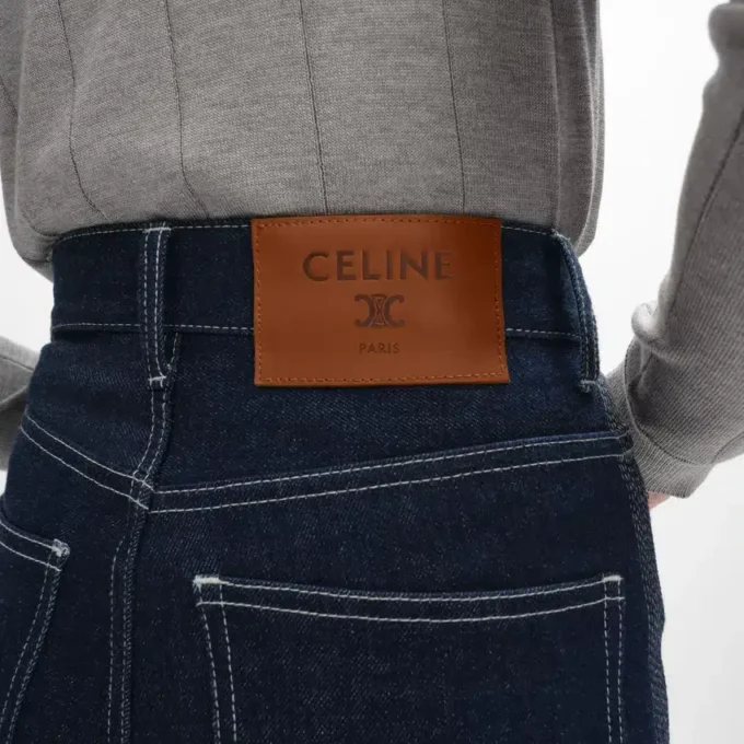 Jean évasé 003 en denim indigo léger