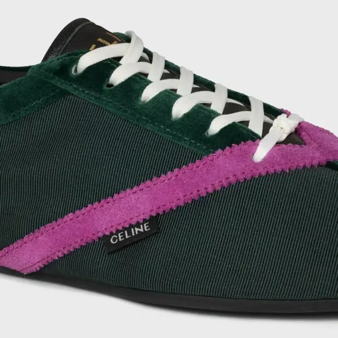 La basket plate en gros-grain, velours, cuir de veau suédé et cuir d&rsquo;agneau
