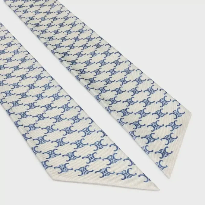 Lavallière en twill de soie Triomphe