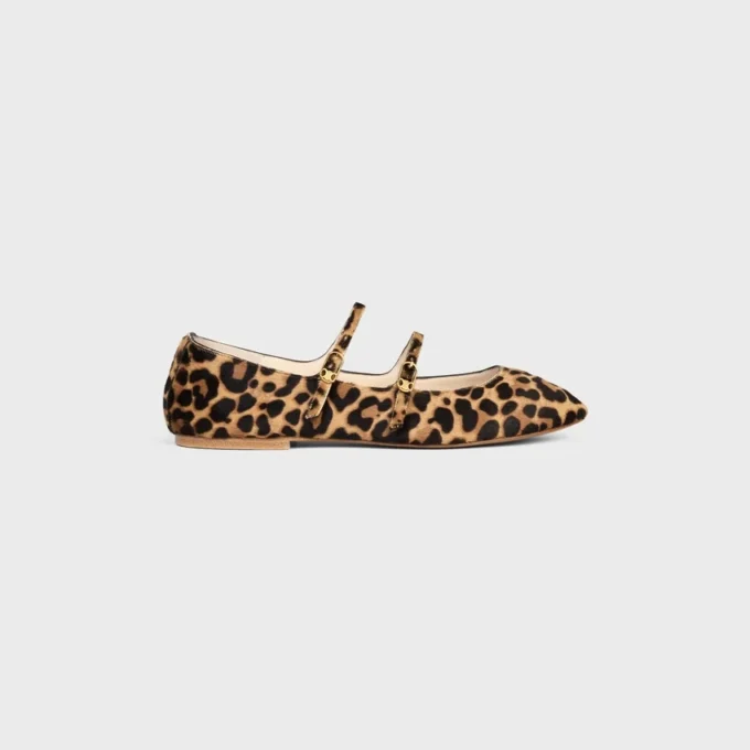 Les ballerines CELINE à double bride en cuir de veau velours imprimé léopard