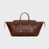 Luggage en cuir d&rsquo;agneau souple et brillant
