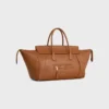Luggage en cuir d&rsquo;agneau souple et brillant