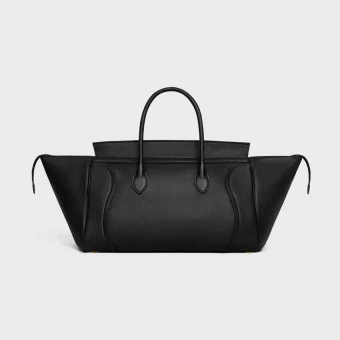 Luggage en cuir d&rsquo;agneau souple et brillant