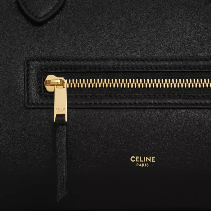 Luggage en cuir d&rsquo;agneau souple et brillant