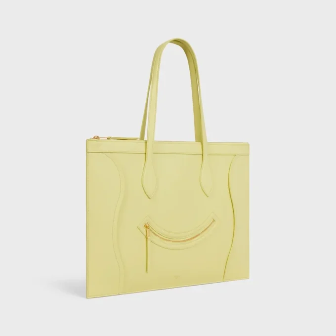 Luggage plat en cuir de veau brillant