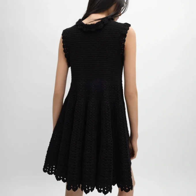 Mini-robe en crochet de coton