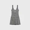 Mini-robe patineuse en coton crocheté Mini-robe patineuse en coton crocheté