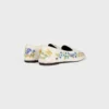 Mocassins Aura en velours brodé de fleurs Mocassins Aura en velours brodé de fleurs