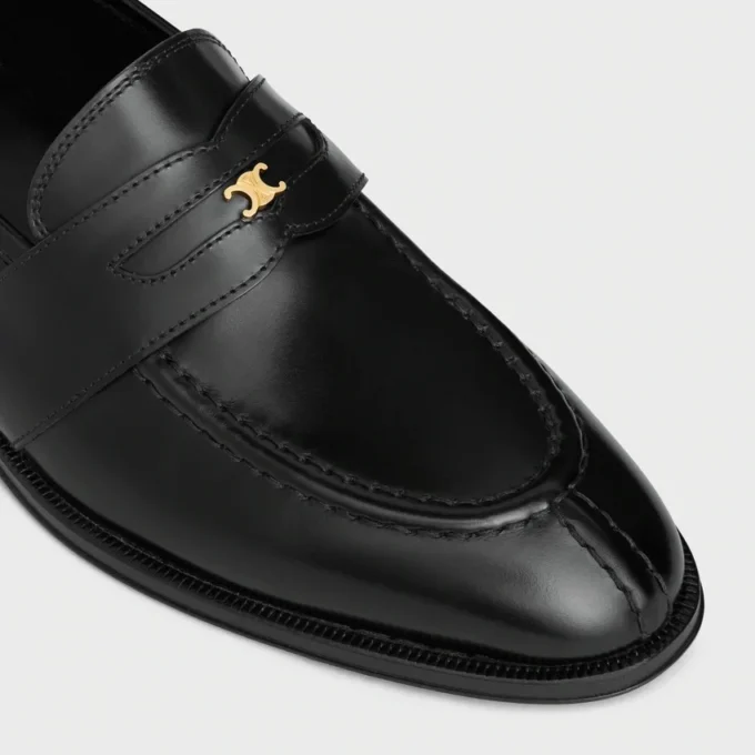 Mocassins Malaquais en cuir de taureau verni