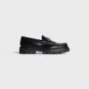 Mocassins Margaret avec Triomphe en cuir de taureau verni
