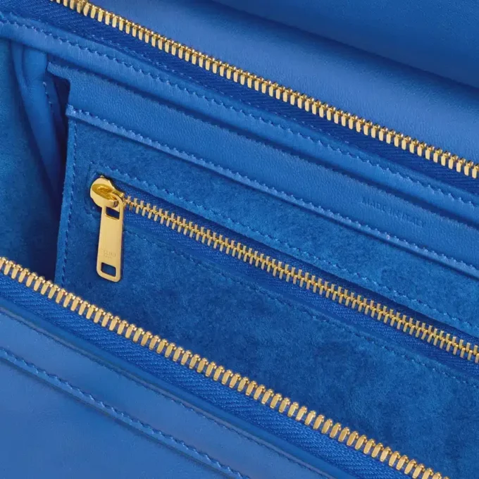 Petit Luggage en cuir d&rsquo;agneau souple et brillant
