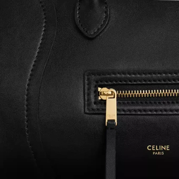 Petit Luggage en cuir d&rsquo;agneau souple et brillant