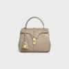 Petit sac 16 en cuir de veau satiné Petit sac 16 en cuir de veau satiné