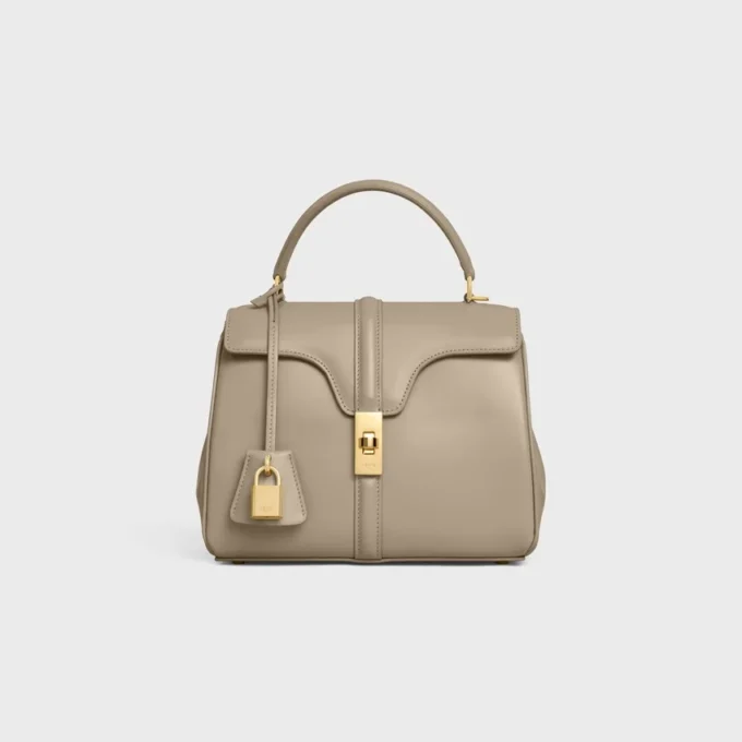 Petit sac 16 en cuir de veau satiné Petit sac 16 en cuir de veau satiné