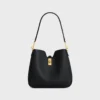 Petit sac Camille Soft 16 en cuir de veau lisse Petit sac Camille Soft 16 en cuir de veau lisse