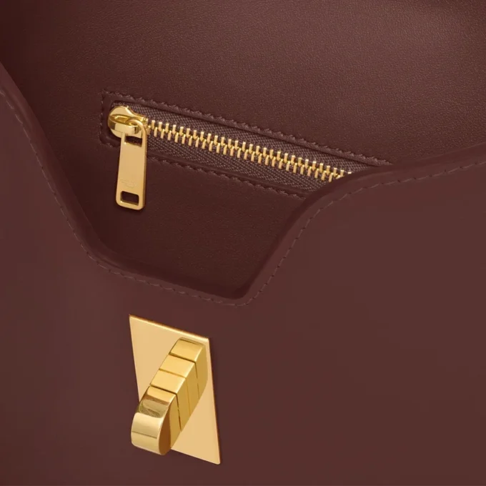 Petit sac Camille Soft 16 en cuir de veau lisse Petit sac Camille Soft 16 en cuir de veau lisse
