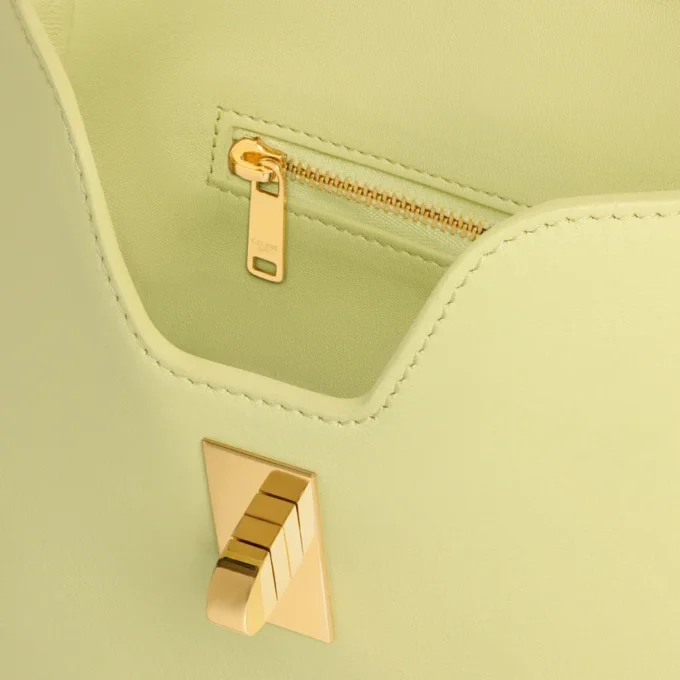Petit sac Camille Soft 16 en cuir de veau lisse