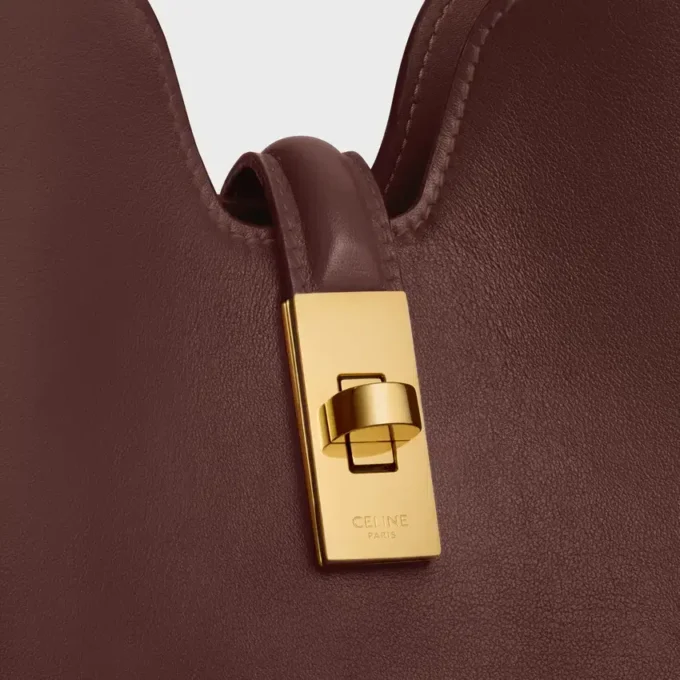 Petit sac Camille Soft 16 en cuir de veau lisse Petit sac Camille Soft 16 en cuir de veau lisse