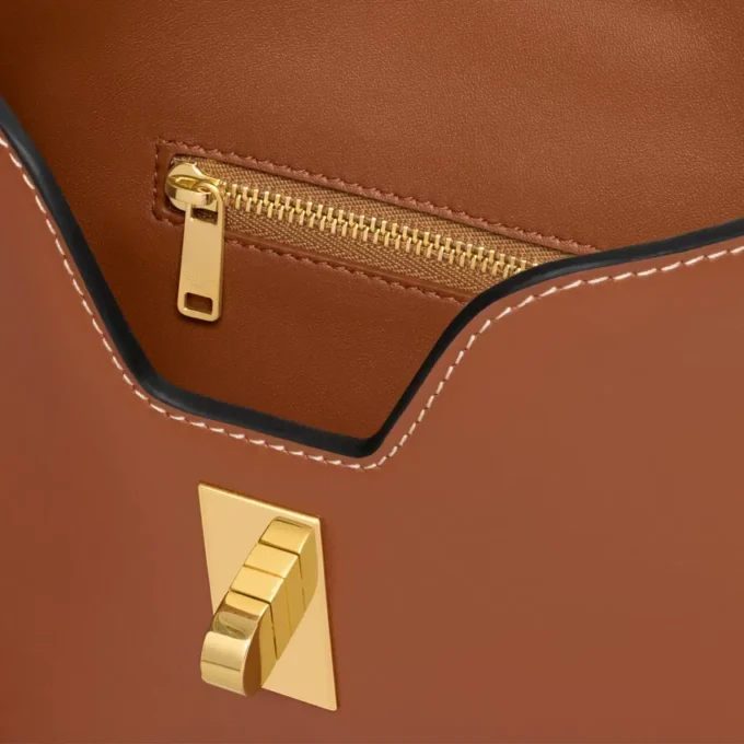 Petit sac Camille Soft 16 en cuir de veau lisse Petit sac Camille Soft 16 en cuir de veau lisse
