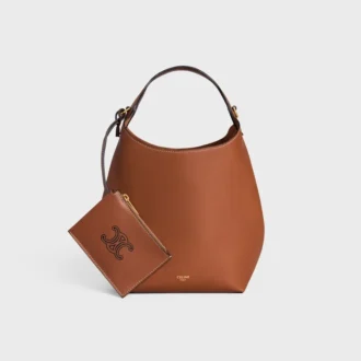 Petit sac hobo en cuir de veau souple et lisse