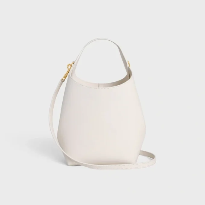 Petit sac hobo en cuir de veau souple et lisse