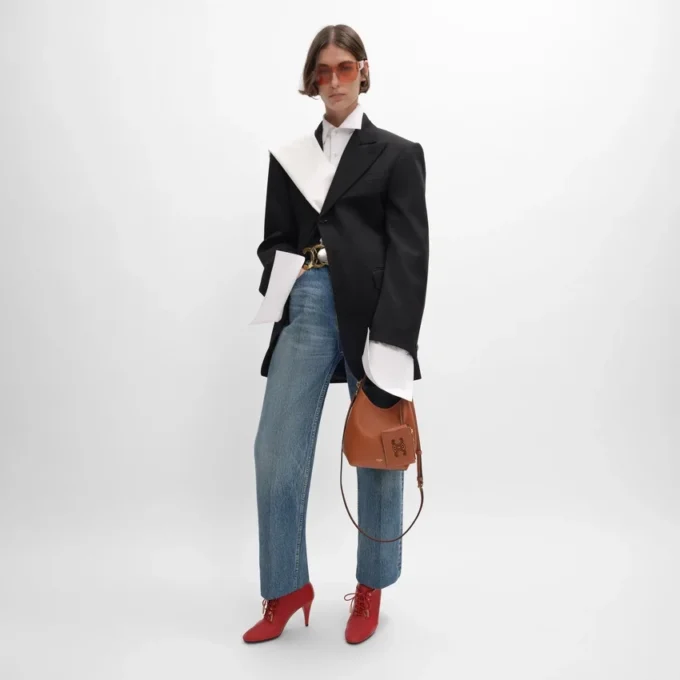 Petit sac hobo en cuir de veau souple et lisse