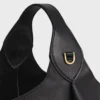 Petit sac hobo en cuir de veau souple et lisse