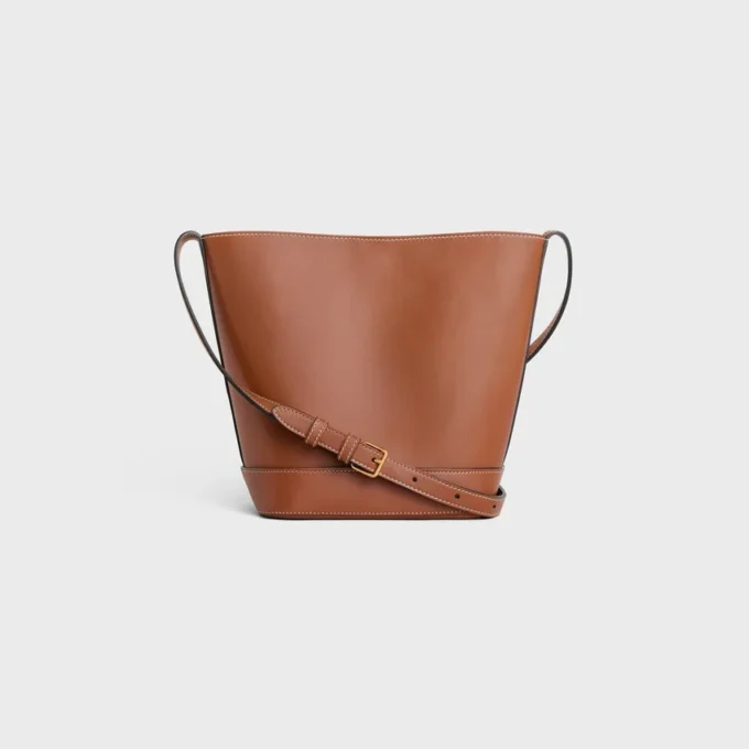 Petit sac seau Cuir Triomphe en cuir de veau lisse