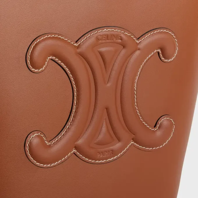 Petit sac seau Cuir Triomphe en cuir de veau lisse