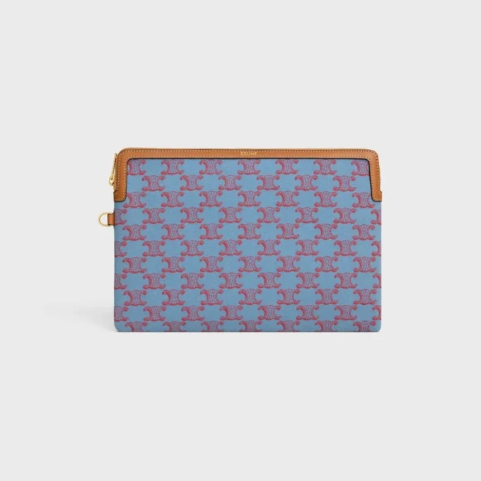 Petite pochette à bandoulière Cuir Triomphe en textile avec motif Triomphe sur toute la surface Petite pochette à bandoulière Cuir Triomphe en textile avec motif Triomphe sur toute la surface