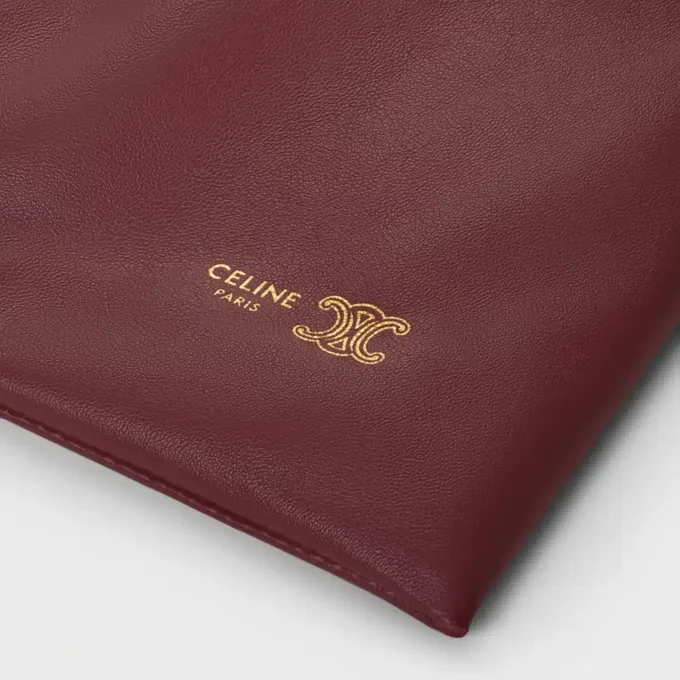 Petite pochette en cristal en cuir d&rsquo;agneau