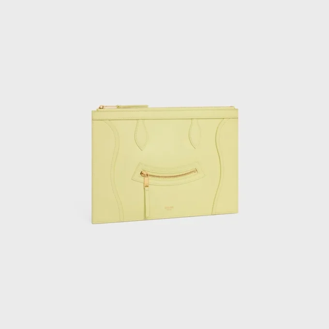 Pochette moyenne en cuir de veau brillant Pochette moyenne en cuir de veau brillant