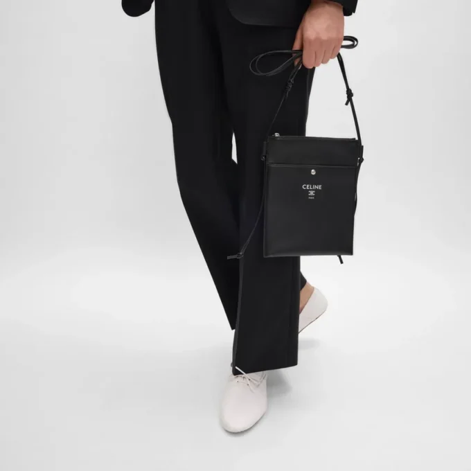 Pochette Sharp Take Away en cuir d&rsquo;agneau lisse