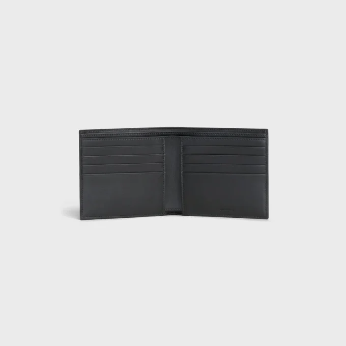 Porte-cartes à deux volets en cuir de veau grainé Porte-cartes à deux volets en cuir de veau grainé